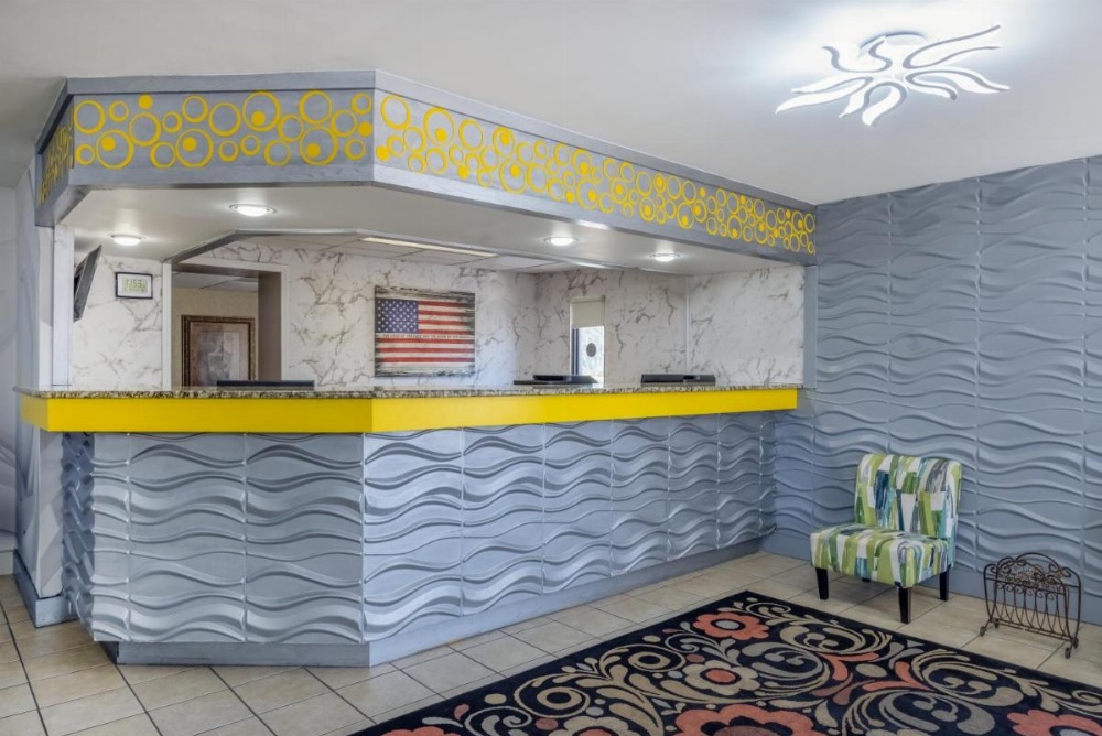 Days Inn & Suites by Wyndham Fayetteville NW Ft Bragg Image 6